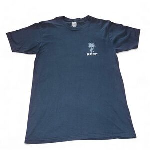 Reef Men's Blue  T-Shirt Size Medium, Crewneck, Basic Casual Top